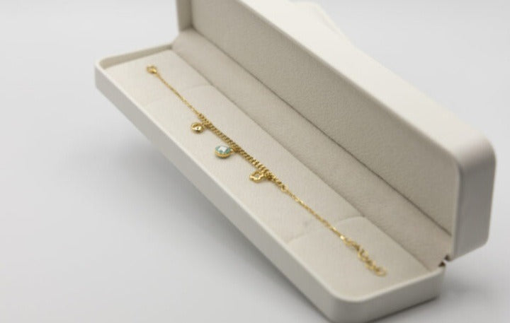 5 Stunning Gold Bracelets You’ll Want in Your Collection