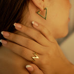 Load image into Gallery viewer, Heartbeat Ring 18K Gold
