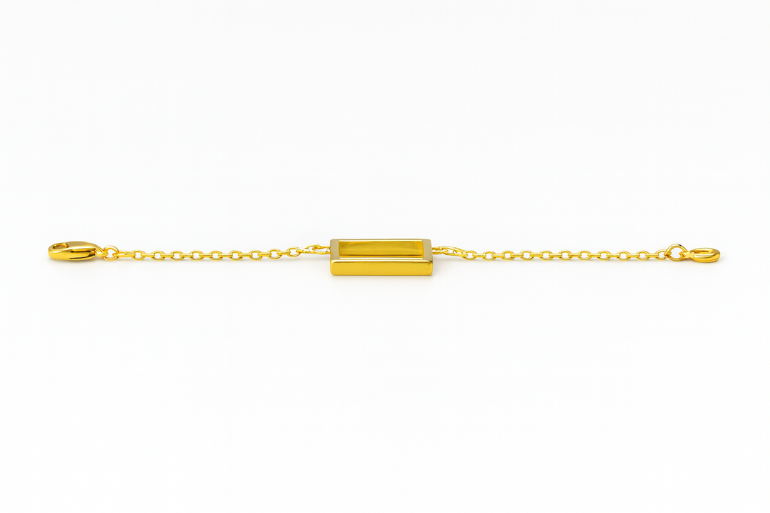 GOLD BAR BRACELET